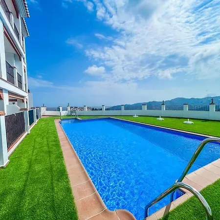 Modern 2 Bed With Pool In פריחיליאנה